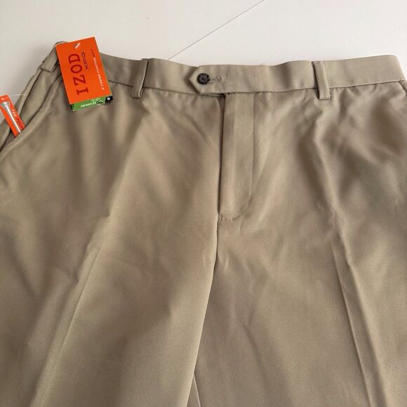 NEW $80‎ NWT IZOD XFG Swingflex Waist Golf Pants Khaki Beige  38x 30 Flat Front - Picture 2 of 16